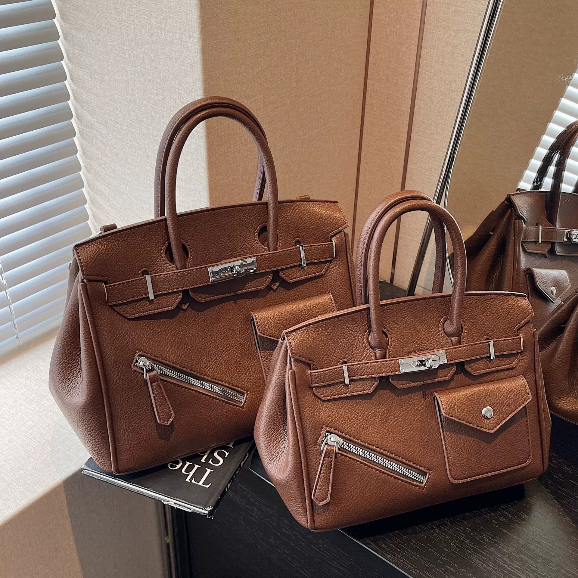 Retro Large Capacity Bag