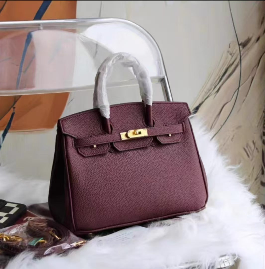 Litchi Shoulder Tote