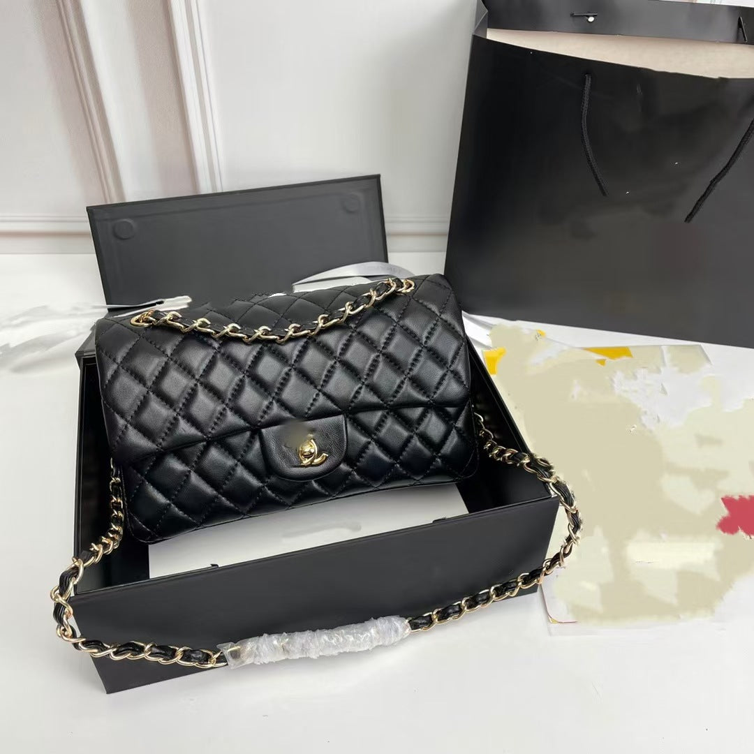 Lingge Messenger Bag